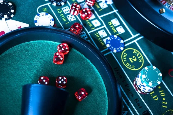 Roulette and baccarat game options on ezi88 login